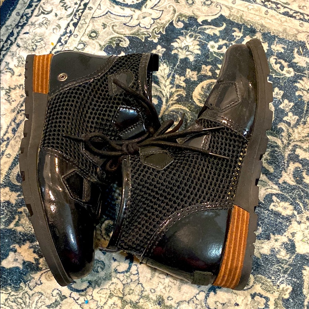 Sorel Major Lace up